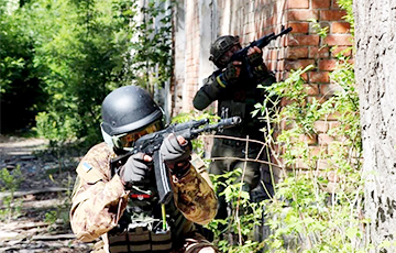Ukrainian Special Forces Soldiers Survived After Enemy Shelling