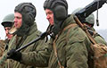 Оккупанты сдают оружие и бегут из Украины в Россию