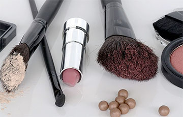 Разница более чем в три раза: сравнили цены на популярную косметику в Беларуси и Польше