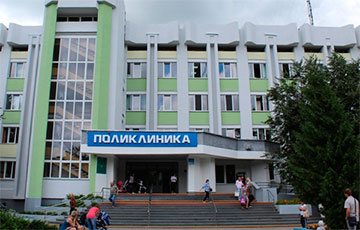 Huge Line To Zhodzina City Hospital