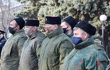 «Казаки» из «ЛНР» обстреляли «коллег» и остановили наступление войск РФ на Славянск