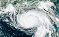 Мощный ураган «Фиона» обрушился на восточное побережье Канады