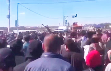 Бунт против мобилизации: в Дагестане протестующие снова перекрыли федеральную трассу