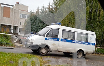 В российском Ижевске мужчина напал на школу и открыл стрельбу