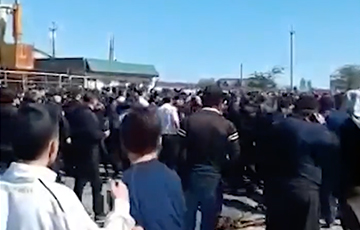 В Дагестане протестующие против мобилизации подрались с полицейскими