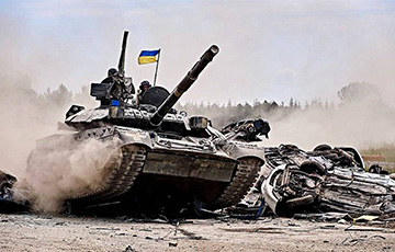 Украинские военные продвигаются возле Лимана