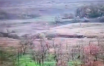 Russian Infantry Cowardly Fleeing Lyman: New Video