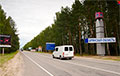 На белорусско-российской границе образовалась пробка длиной в полкилометра