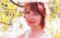 Ірына Прыгава развешвала на вуліцах Берасця бел-чырвона-белыя сцягі і пісала крэйдай «Не вайне»