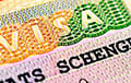 Какая страна лояльнее всего выдает шенгенские визы белорусам?