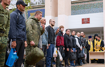 Солдаты в шлепанцах: как проходит мобилизация на юге России