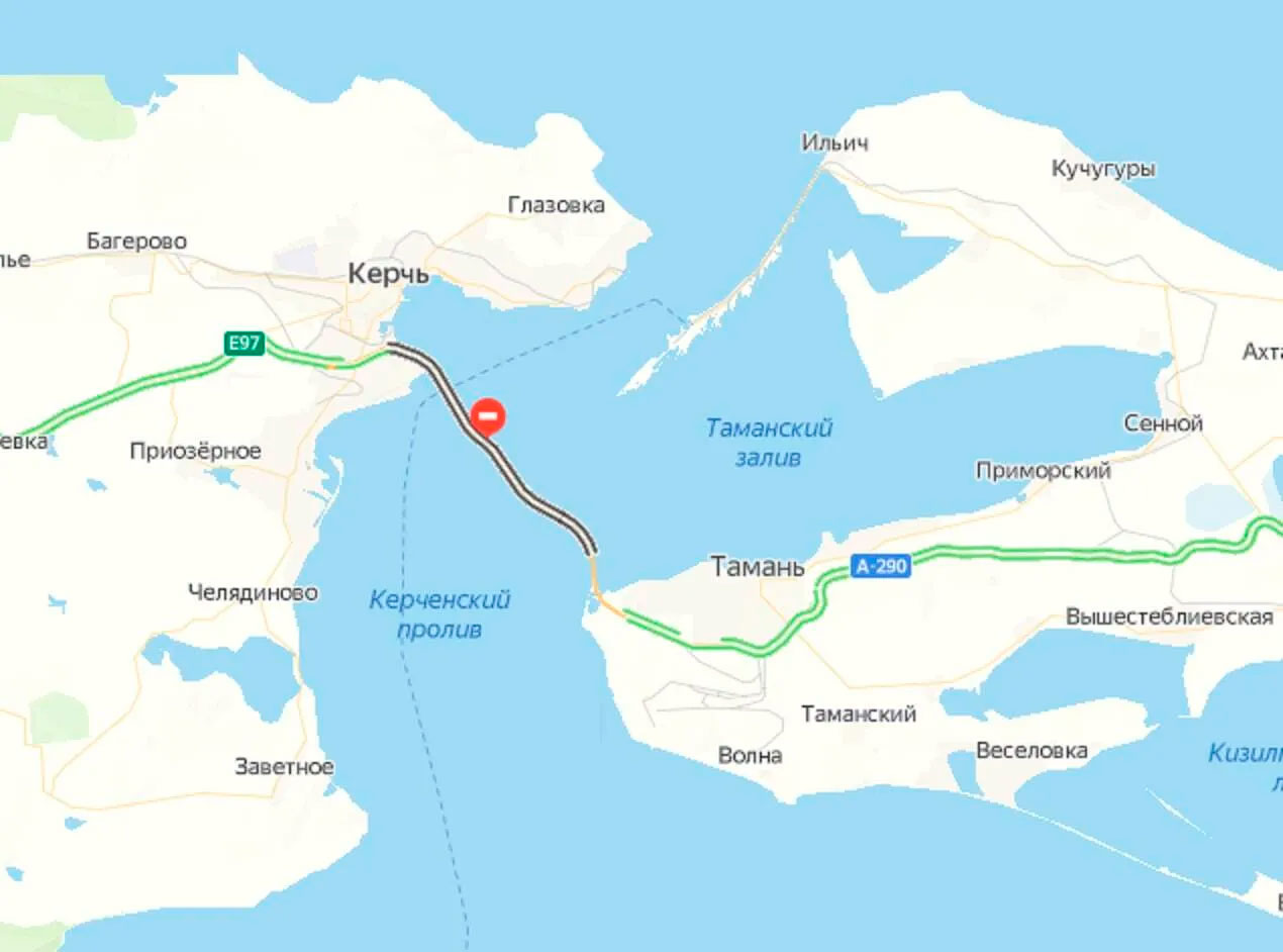 Территория крымского моста