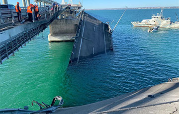 Мост прогнулся: фуры выстроились в огромные очереди у паромной переправы в Керчи