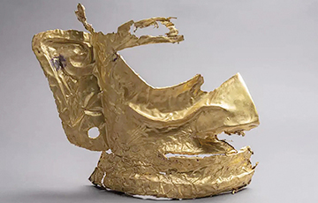 В китайском кургане нашли золотые маски и украшения
