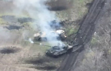 Украинские воины точным выстрелом уничтожили танк российских оккупантов