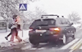 Белорус спас ребенку жизнь, оградив его от наезда авто