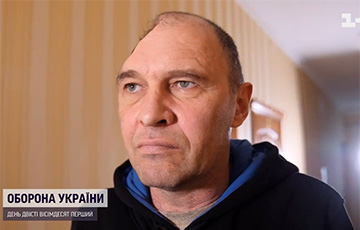 Украинский врач-доброволец под обстрелами провел операцию на открытом мозге защитнику Мариуполя