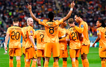 ЧС-2022  у футболе: Нідэрланды перамаглі ЗША