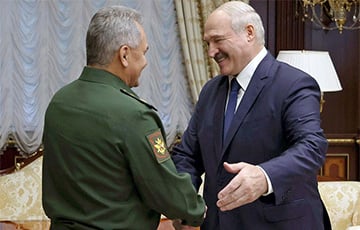 Военный эксперт: Шойгу склонял Лукашенко к полной передачи войск Беларуси под руководство ВС РФ