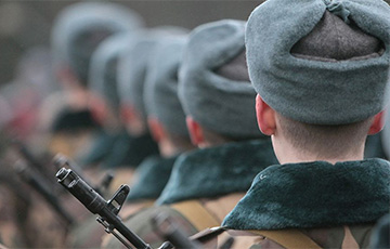 CNN: Беларусь перемещает войска вдоль границы с Украиной