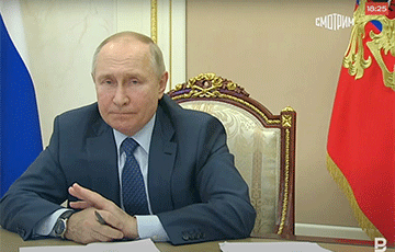 Путина показывают в записи, а не прямом эфире