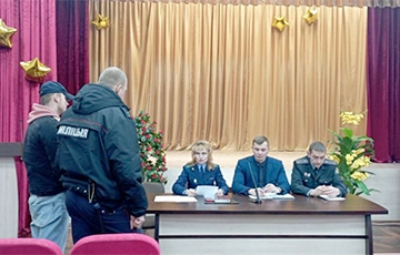 В Барановичах лукашисты провели «показательное задержание» гимназиста