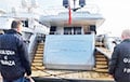 Подсанкционная яхта российского олигарха Мазепина исчезла из порта на Сардинии