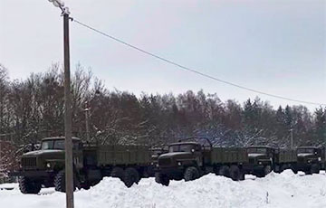 В Беларусь из России прибыл еще один эшелон с «Уралами»
