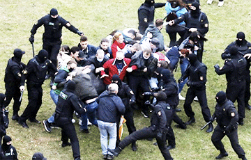 Political Prisoner Sentenced For 'Attacking' Propagandist Azaronak At March