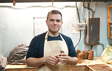 «Себестоимость кружки — рубль, а продаю по 12,5»