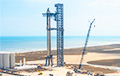 SpaceX збірае гіганцкую ракету Starship