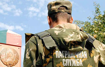 Белорусские силовики пожаловались, что украинские военные украли пограничный знак