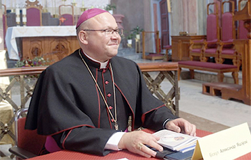 Белорусский епископ начал выкладывать в Instagram видео-проповеди