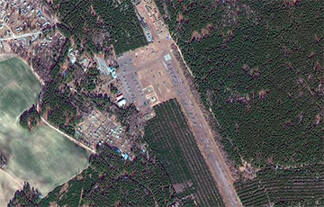 Появились спутниковые снимки аэродрома под Мозырем