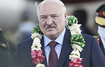 «Ник и Майк»: Поездка Лукашенко в Зимбабве принесла больше мемов, чем результатов