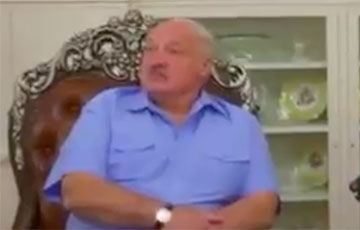 Video Fact: Lukashenka Can Hardly Drag His Feet In Zimbabwe