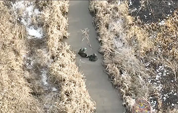 Бойцы ВСУ устроили оккупантам спа-процедуры «в водах Днепра»