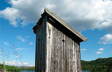 Theft Of Century: They Made TV Story About Stolen Rural Toilet In Russia