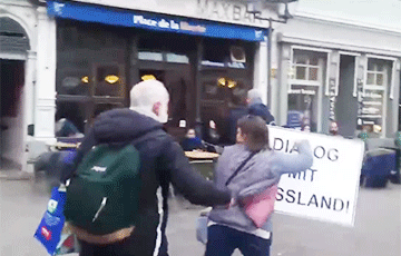 В Германии мужчина разогнал митинг в поддержку России