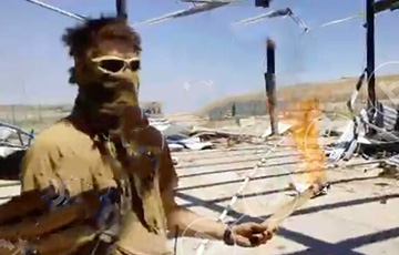 Media: Two Belarusians Are Among Wagner Fighters Who Killed Unarmed Syrian With Sledgehammer Six Years Ago