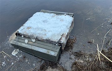 В Латвии выловили плот из белорусских сигарет