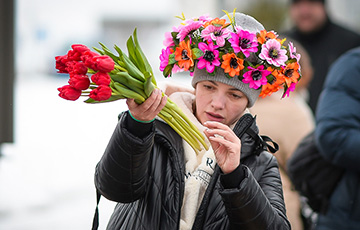 Фоторепортаж: атмосфера в Минске на 8 Марта