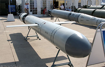 Взрыв в Крыму уничтожил российские крылатые ракеты «Калибр»