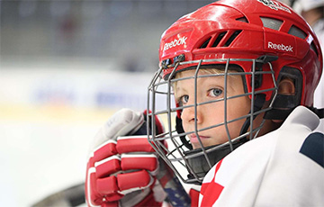 В белорусских школах появится факультатив по хоккею