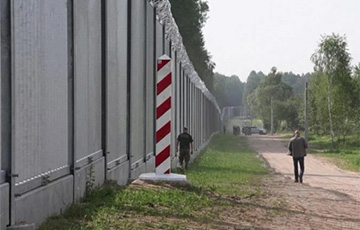 Польша построила уже 107 километров стены на границе с РФ