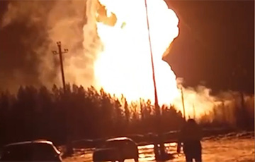 В России взорвался газопровод и начался сильный пожар