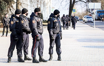 Lukashists Get Nervous Over Minsk Activists