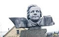 В Зельве после доноса гродненской стукачки снесли памятник Ларисе Гениюш