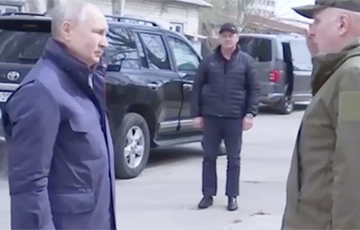 Путин на «передовой»: на кадрах заметили одну странность