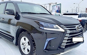 Белорус хотел продать свой Lexus, но оказалось, что в РФ есть «двойник» автомобиля